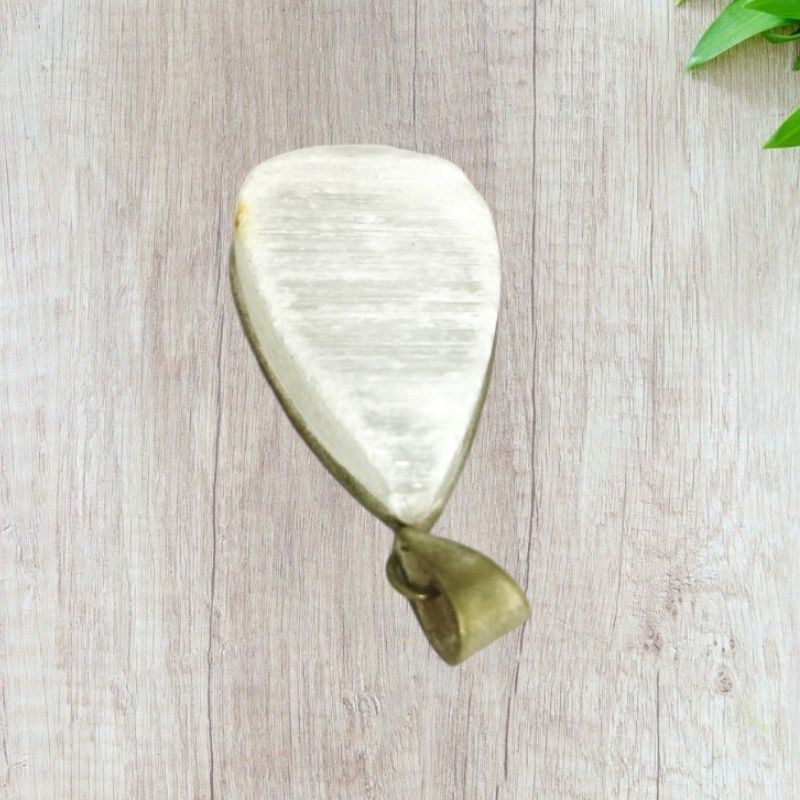 Selenite Leaf Pendant for Aura Cleansing, Purification