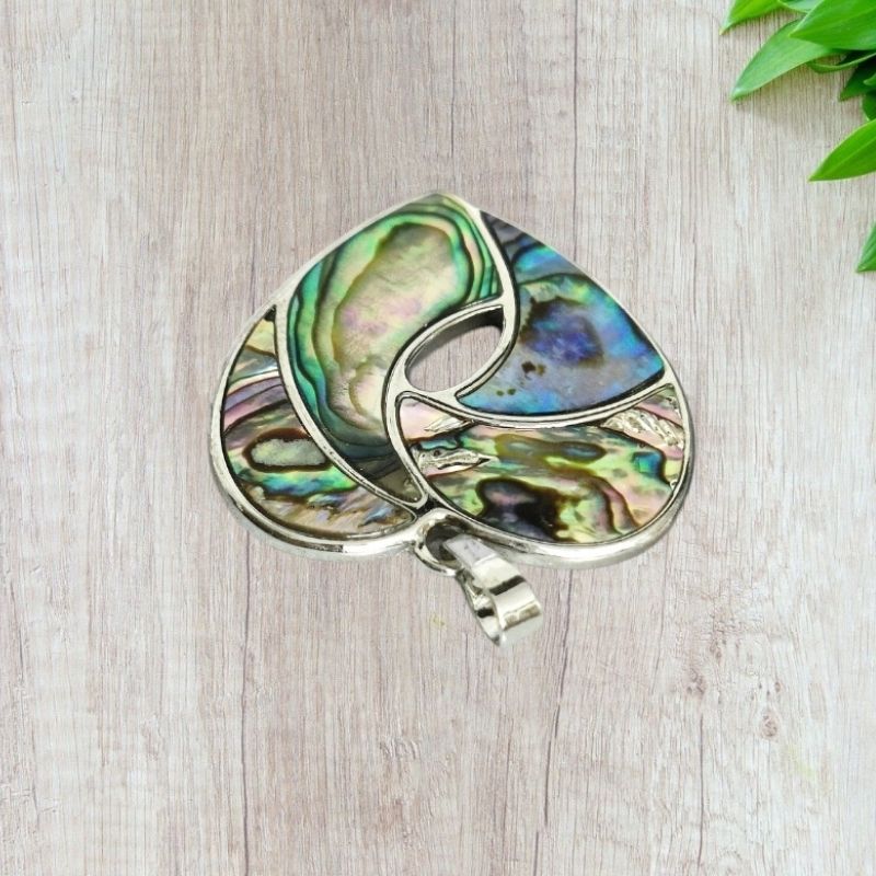 Abalone Shell Heart Pendant for Calmness