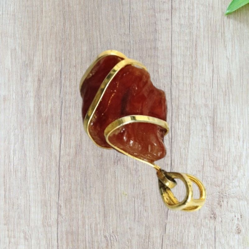 Raw Carnelian Wired Pendant for Creativity, Vitality