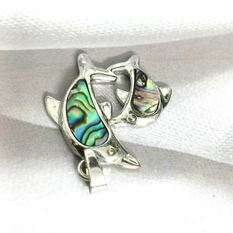 Abalone Shell Twin Fish Pendant for Calmness