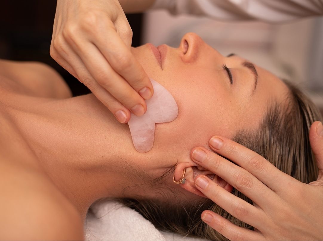 How to use Gua sha
