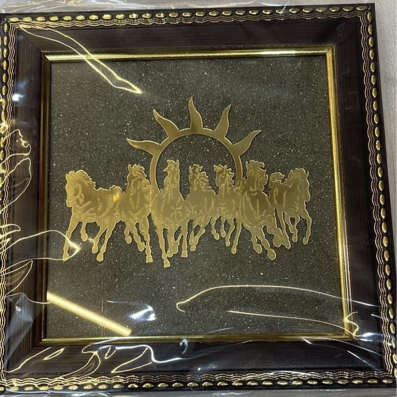 7 horses pyrite dust frame