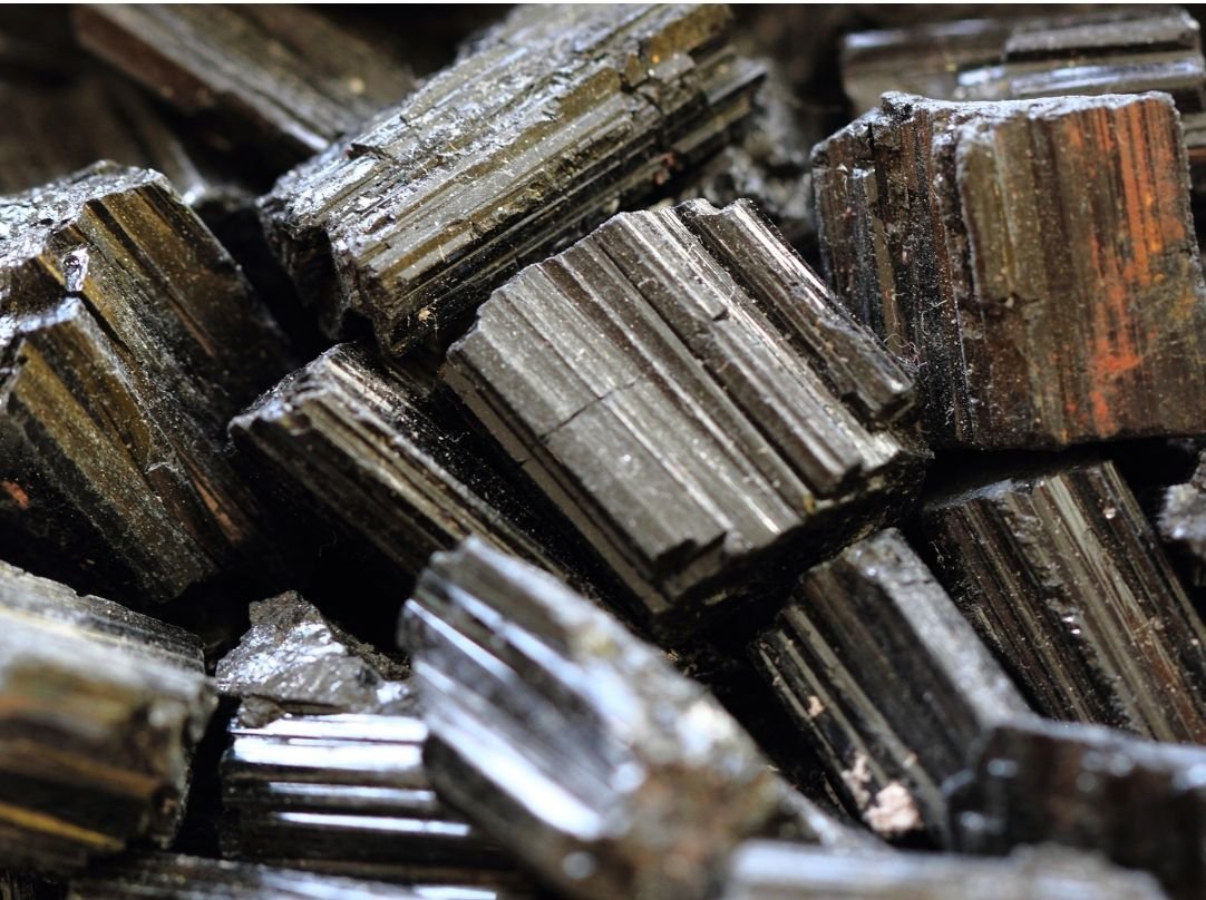 Black tourmaline raw stone