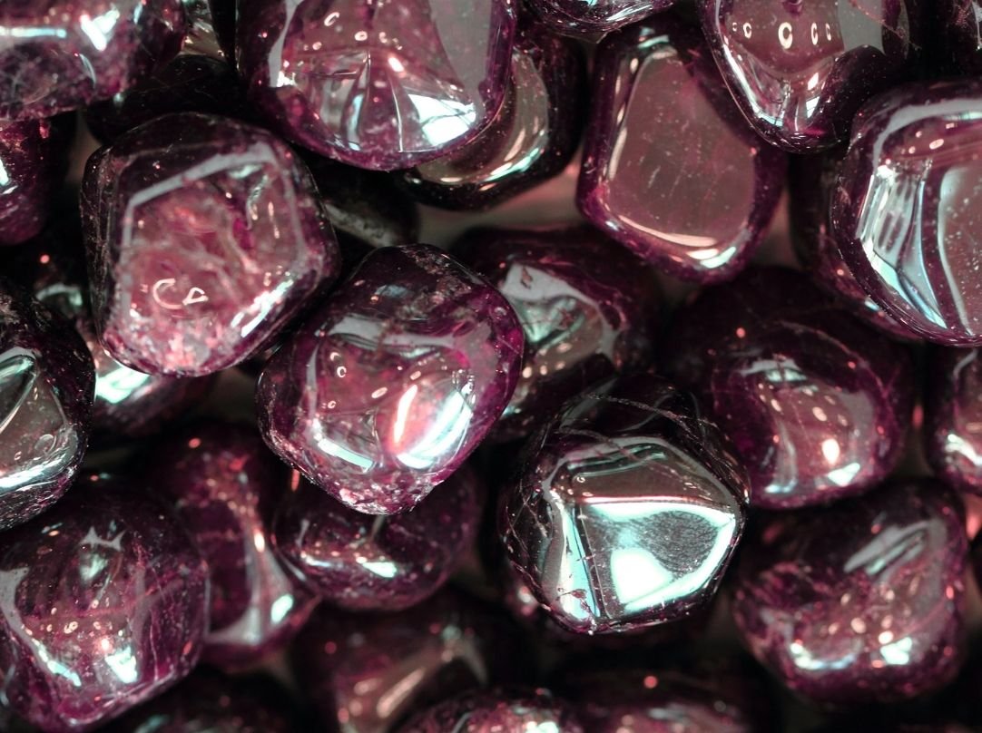 Garnet tumble stones